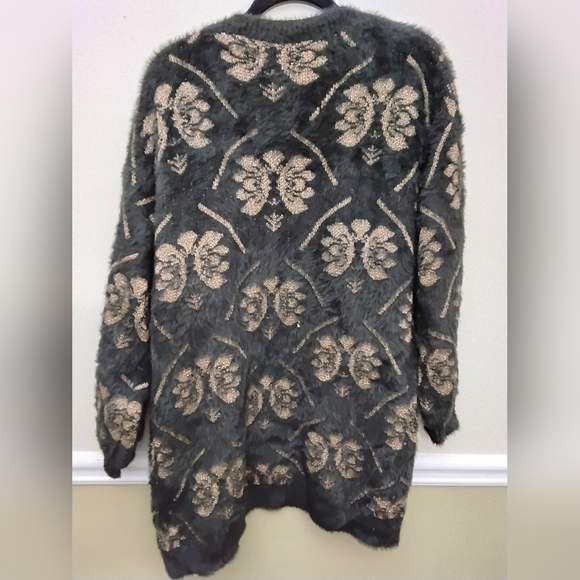 Maeve By ANTHROPOLOGIEC METALLIC GRAY CARDIGAN OSFM - Picture 6 of 6